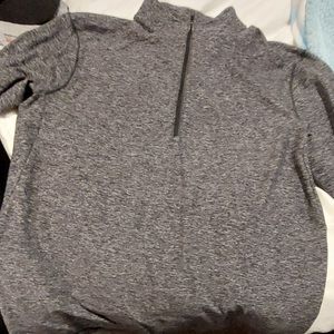 Lulu lemon pull over